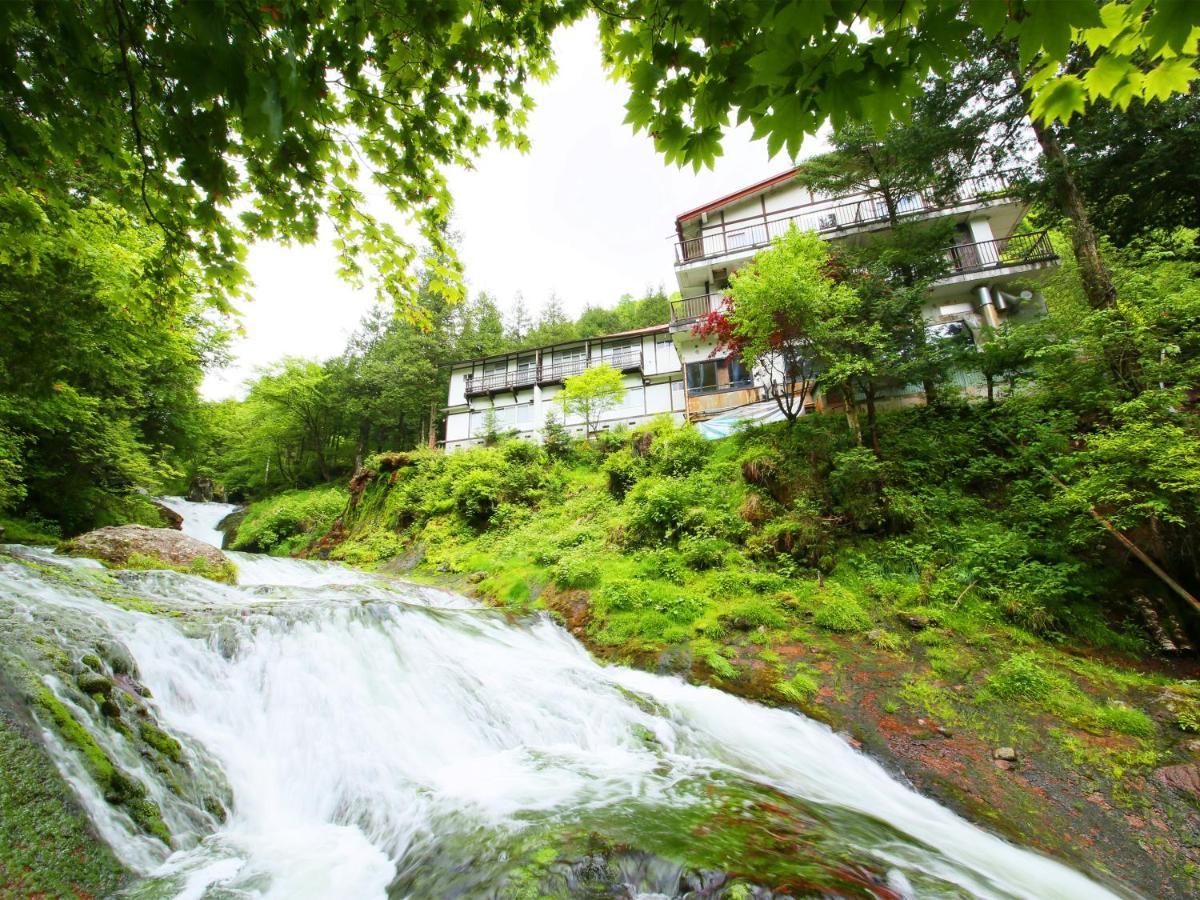 明治温泉旅館 茅野市 エクステリア 写真