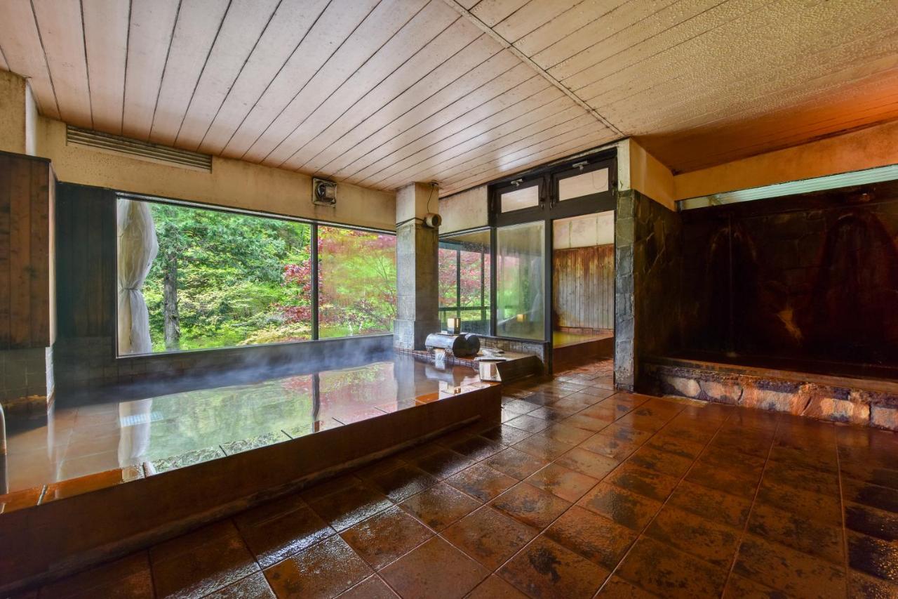 明治温泉旅館 茅野市 エクステリア 写真